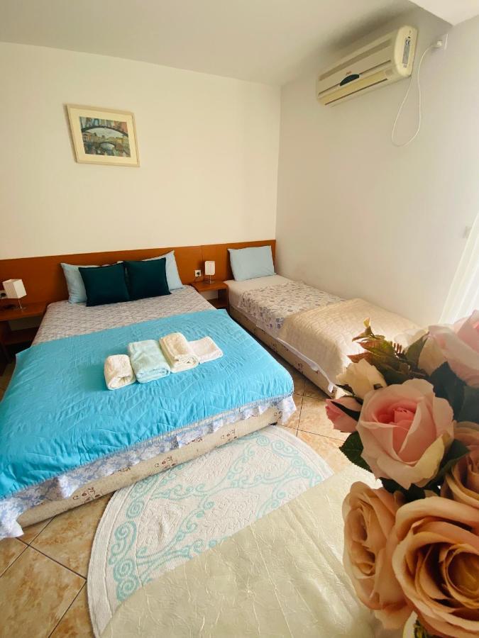 Miomir Perazic Apartments Petrovac Zewnętrze zdjęcie