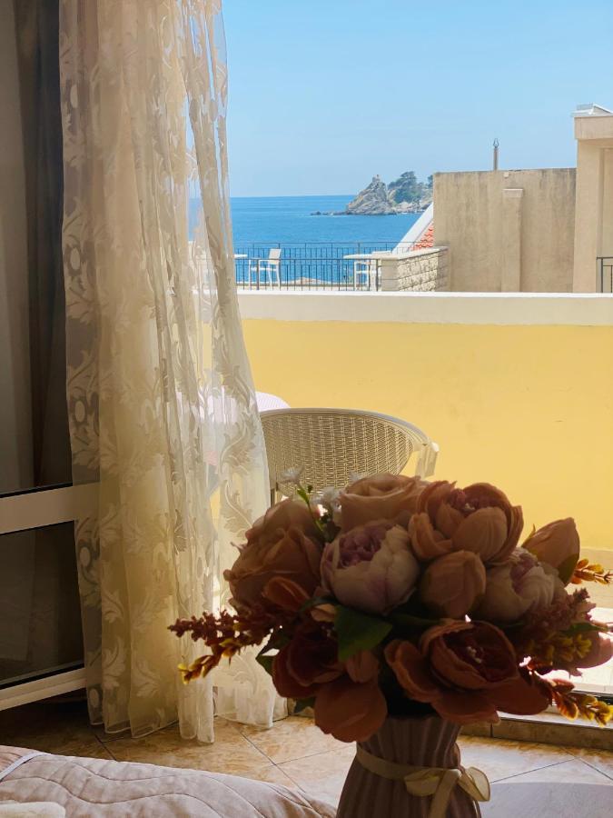 Miomir Perazic Apartments Petrovac Zewnętrze zdjęcie