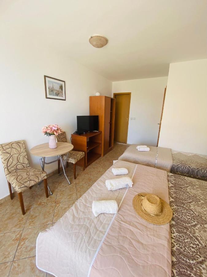Miomir Perazic Apartments Petrovac Zewnętrze zdjęcie